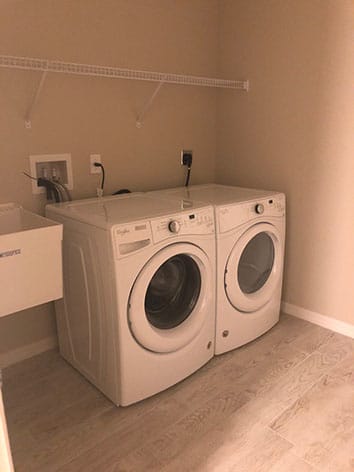Henry Street Villas Washer Dryer