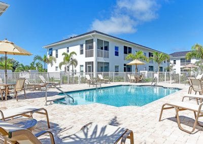 The Oaks On Henry Pool