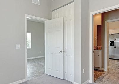 The Oaks On Henry Room View